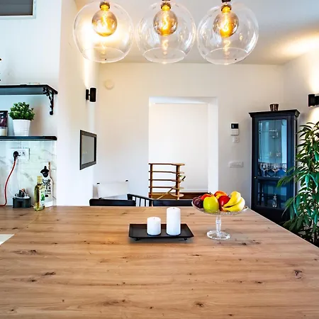 Pipa's Place - Stylish Garden Prime Location * Λιουμπλιάνα