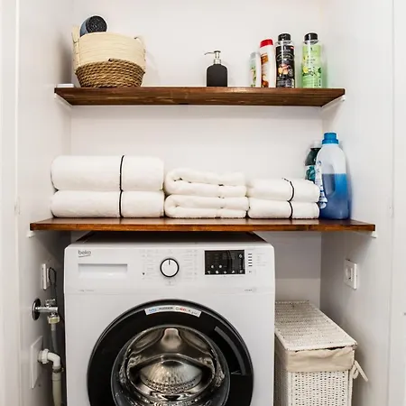 Apartment Pipa's Place - Stylish Garden Prime Location Laibach