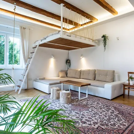 Pipa's Place - Stylish Garden Prime Location * Liubliana