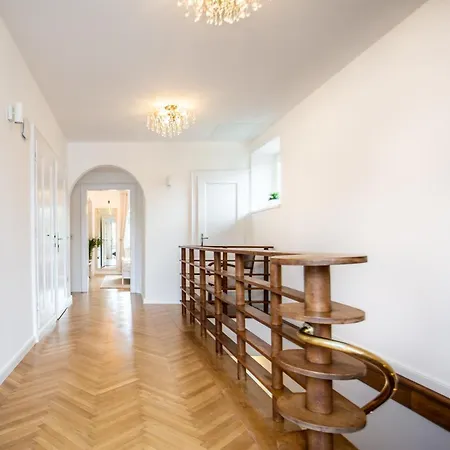 Pipa's Place - Stylish Garden Prime Location * Λιουμπλιάνα