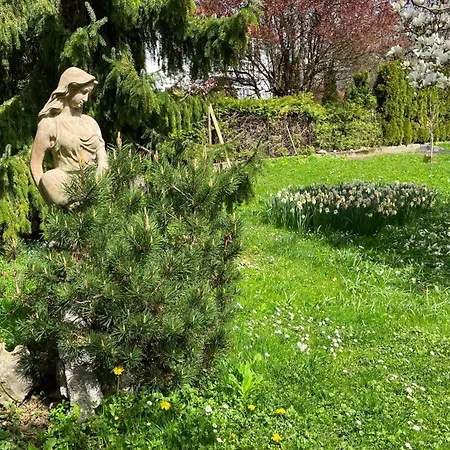 Pipa's Place - Stylish Garden Prime Location * Λιουμπλιάνα