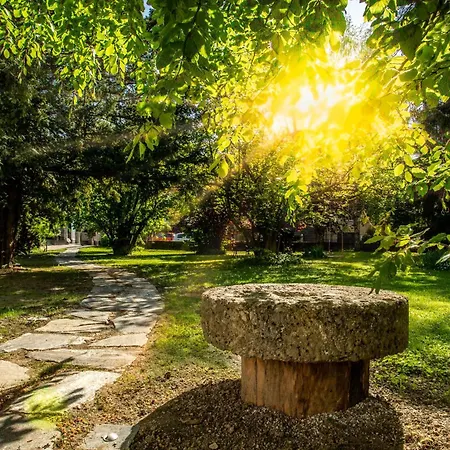 Pipa's Place - Stylish Garden Prime Location * Λιουμπλιάνα