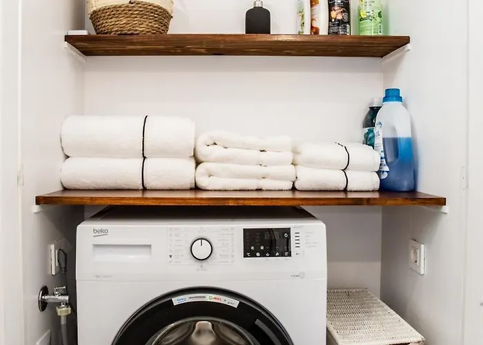 Apartment Pipa's Place - Stylish Garden Prime Location Ljubljana