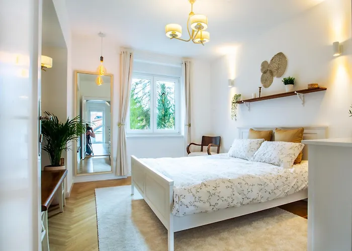 Apartment Pipa's Place - Stylish Garden Prime Location Ljubljana